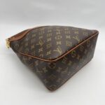 Hobo Dauphine PM Reverse Momogram