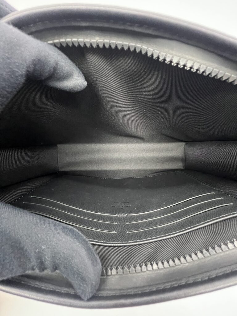 Pochette Voyage MM Damier Striped Gradient Yellow Green SHW