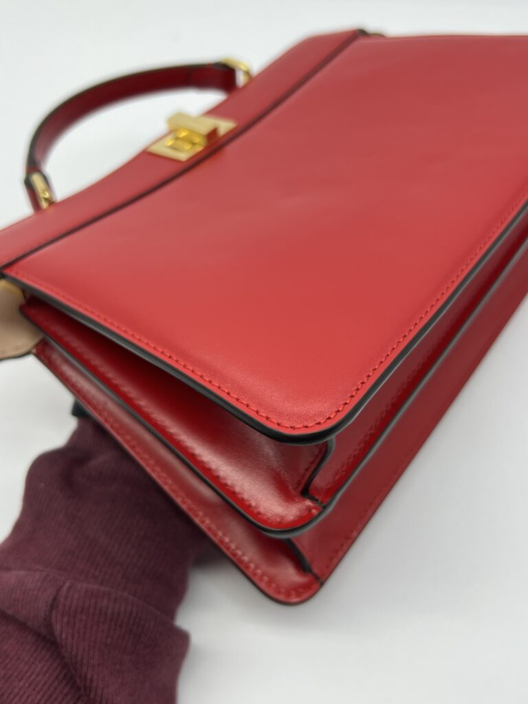 Peek A Boo Iseeu East Calfskin Smooth Red GHW