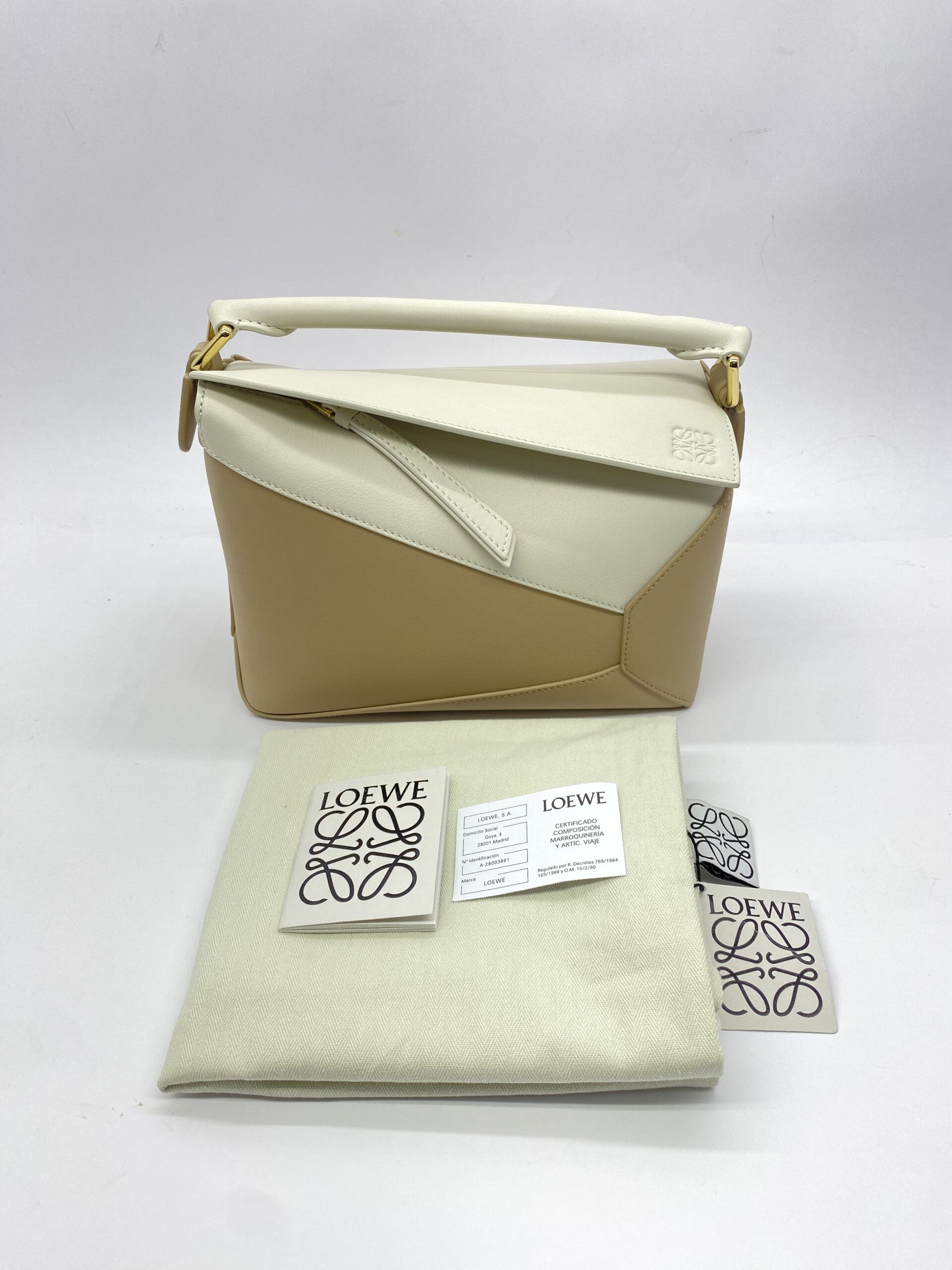 Puzzle Edge Small Soft White/Paper Craft GHW