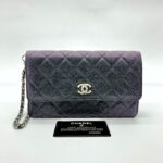 Chain Wallet Caviar Irredescent Purple SHW