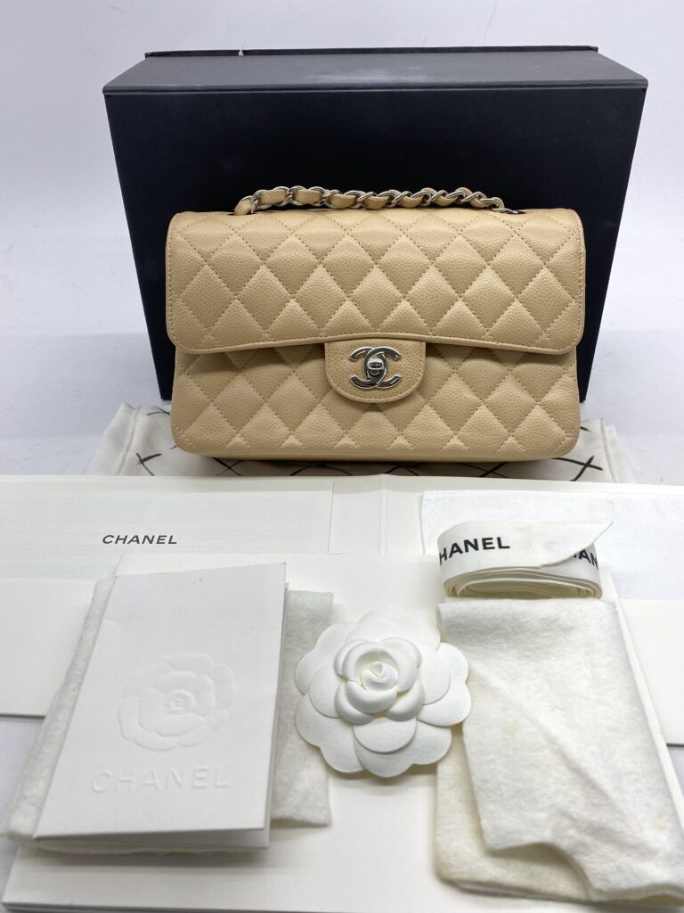 Classic Small D Flap Caviar Beige SHW