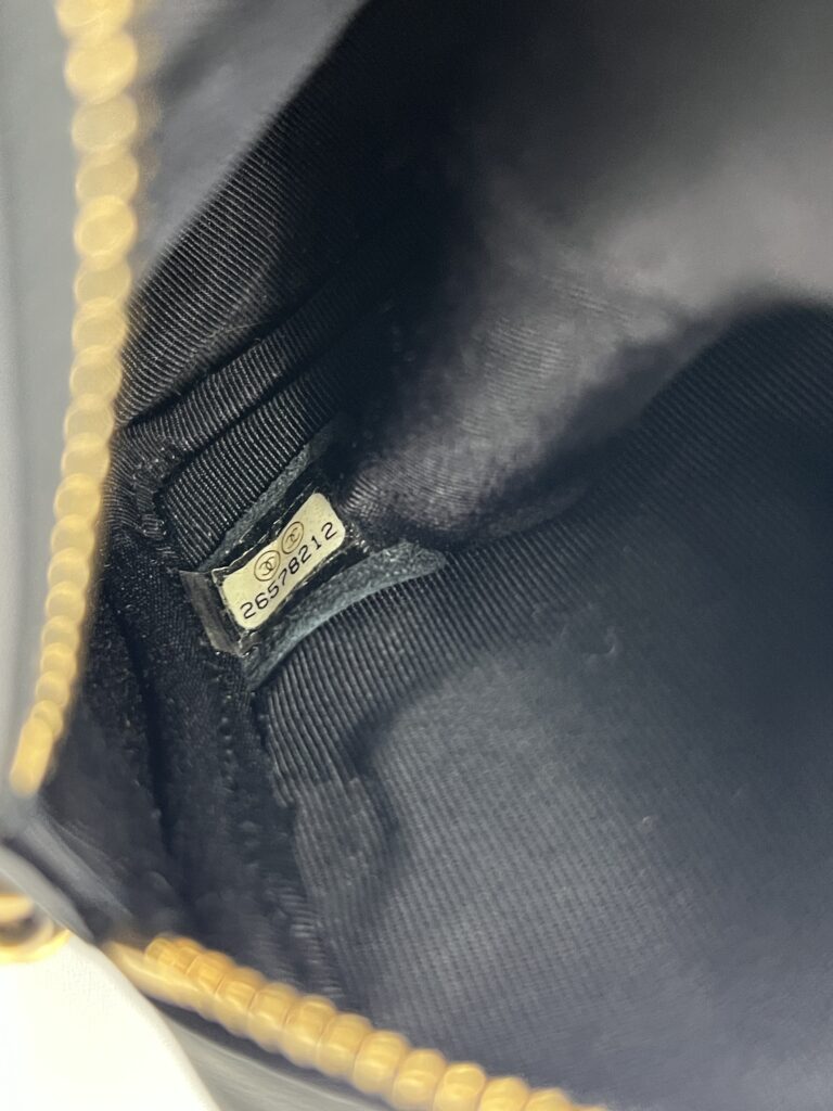 Buckle Camera Quilted Black GHW