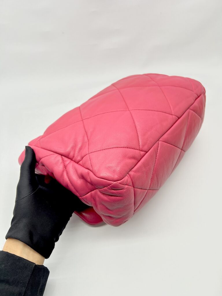 C19 Large Lambskin Red Pink