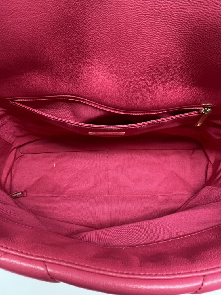 C19 Large Lambskin Red Pink