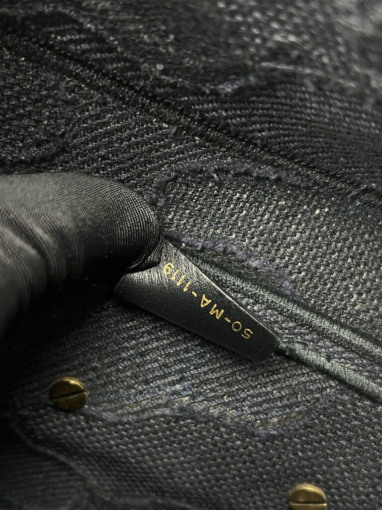 Saddle Embroidered Camouflage Navy GHW