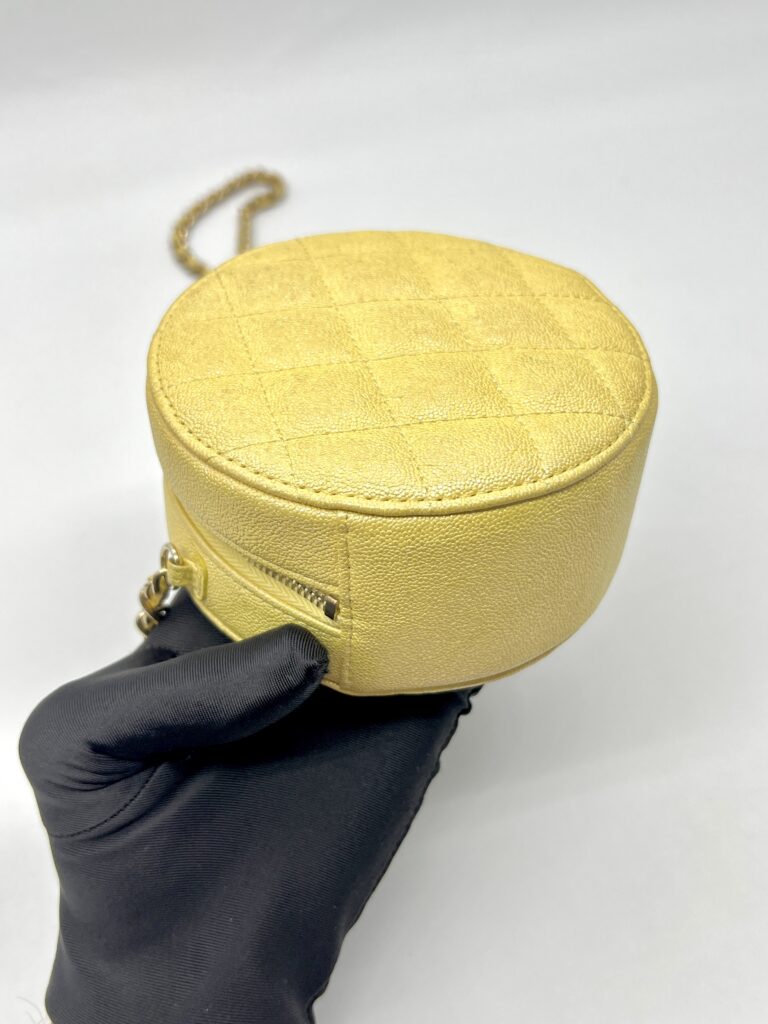 Mini Crossbody Metallic Yellow Quilted Caviar