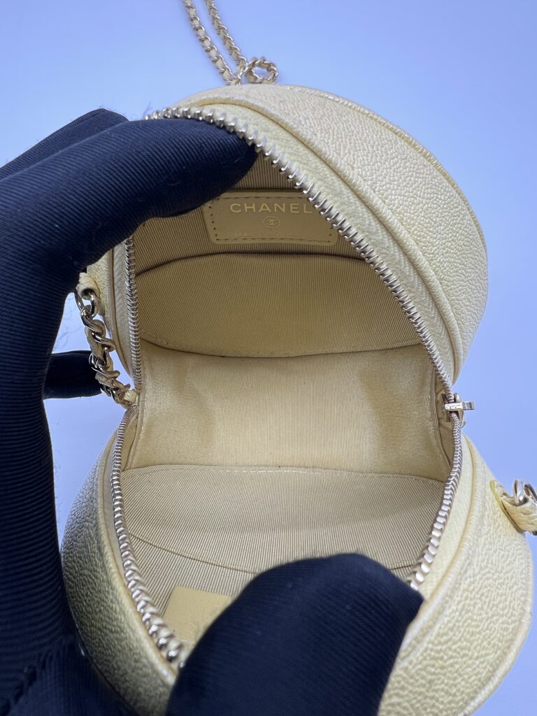 Mini Crossbody Metallic Yellow Quilted Caviar