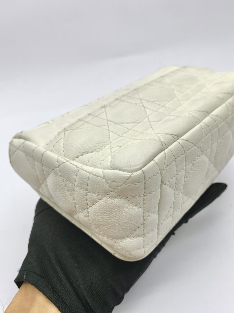 Caro Small White GHW