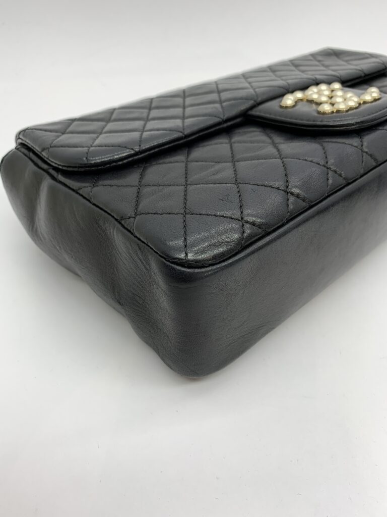 CC Pearl Flap Bag Lambskin Black GHW