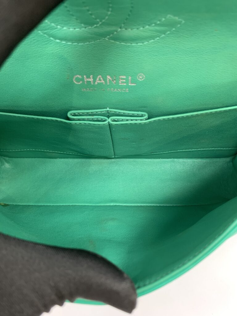 Medium Classic D Flap Lambskin Green SHW