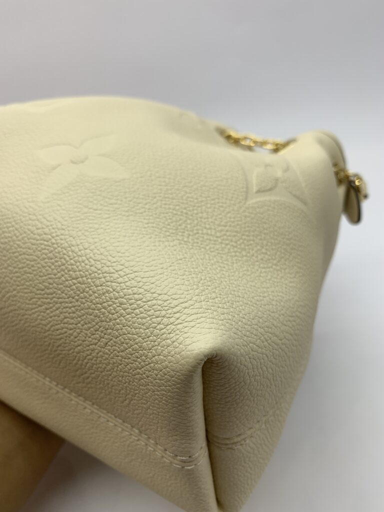 Bundle Bag Giant Monogram Empriente Creme