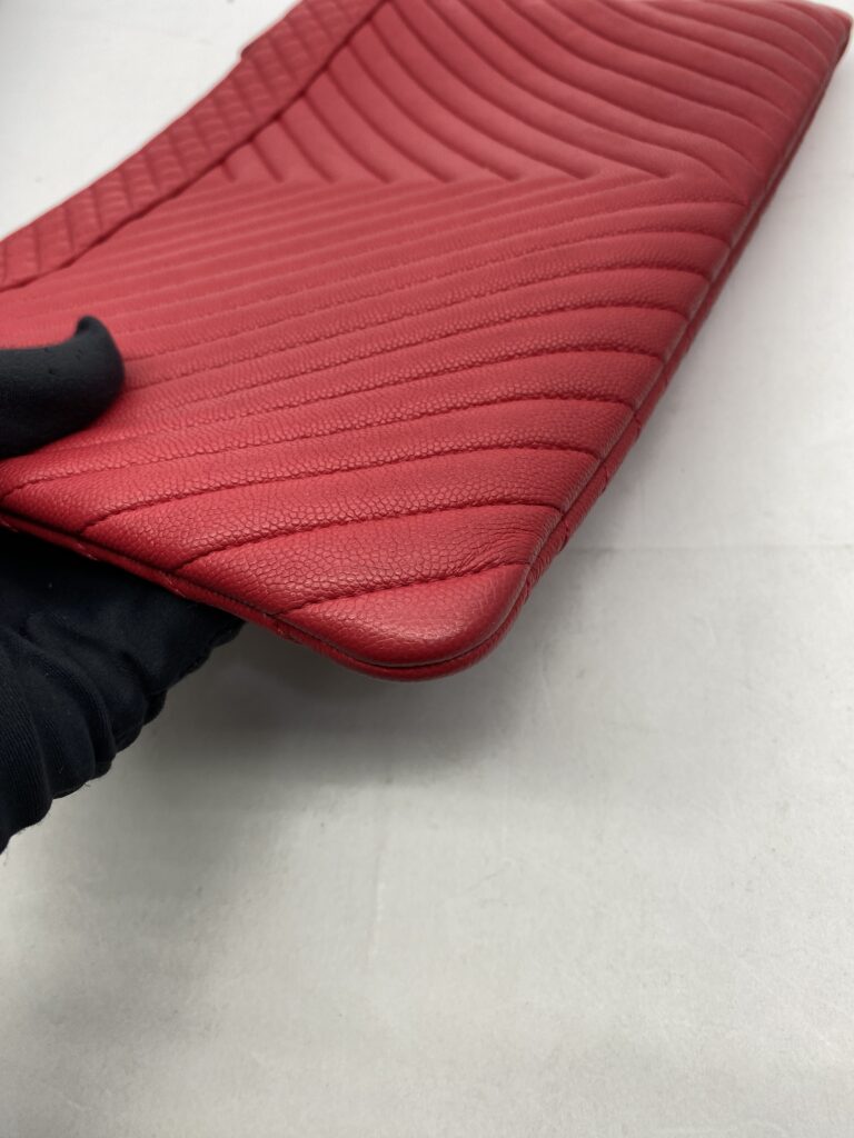 O Case Chevron Red Caviar GHW