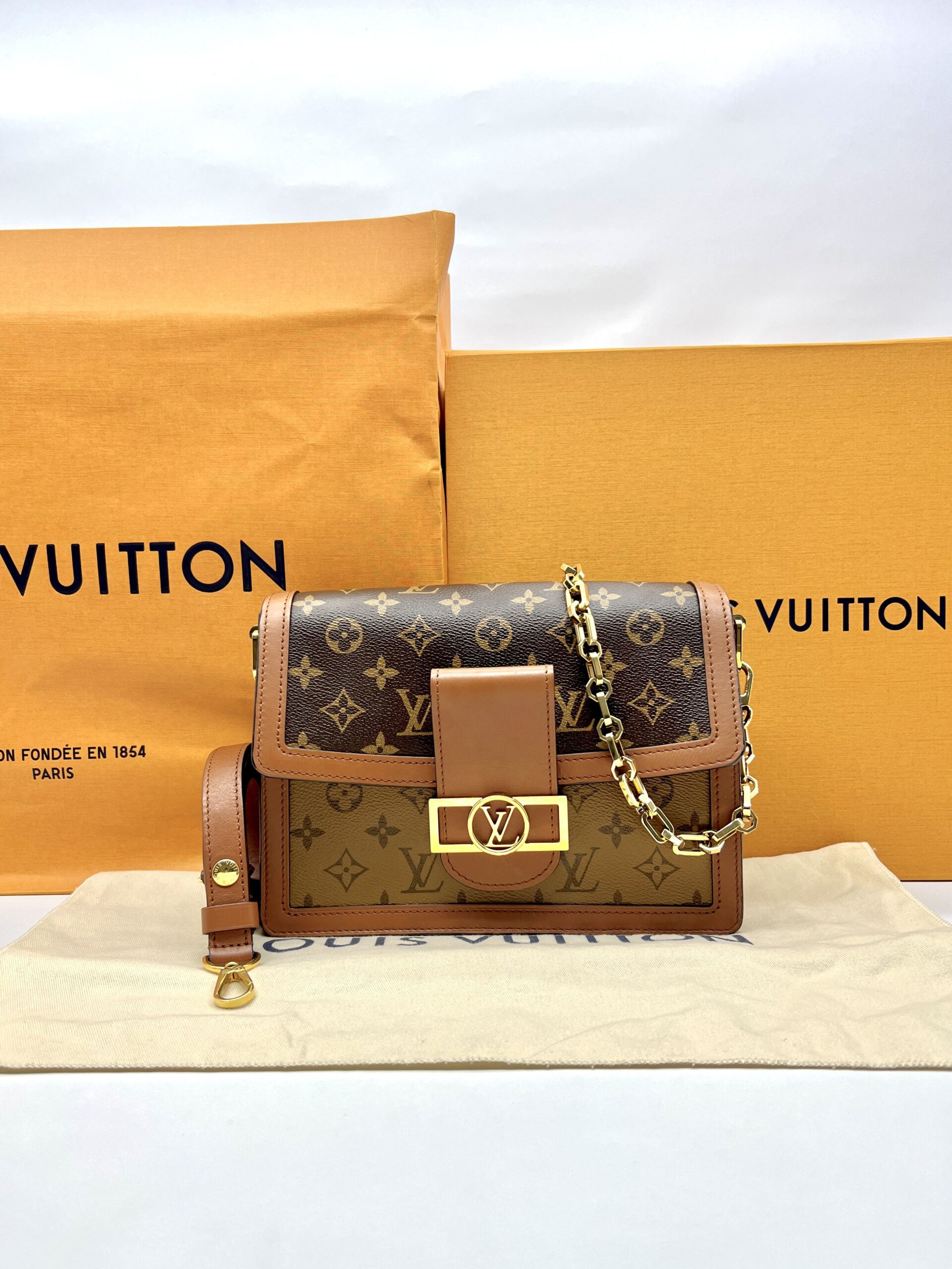 Dauphine MM Monogram Reverse GHW