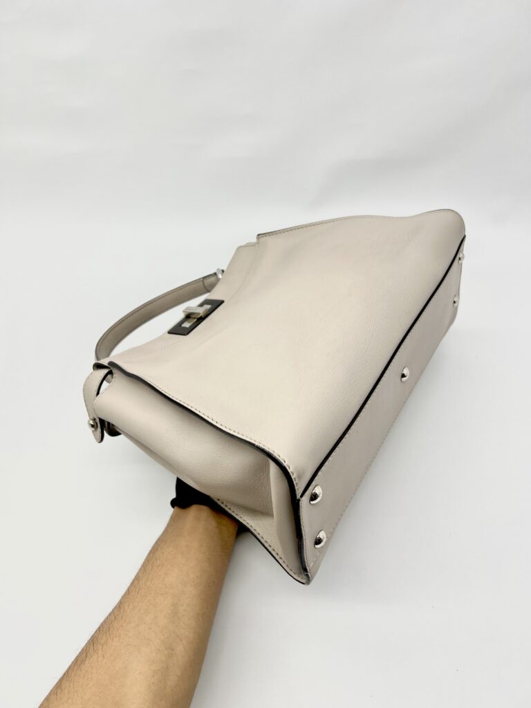 Peekaboo Medium Light Grey Bordeaux SHW