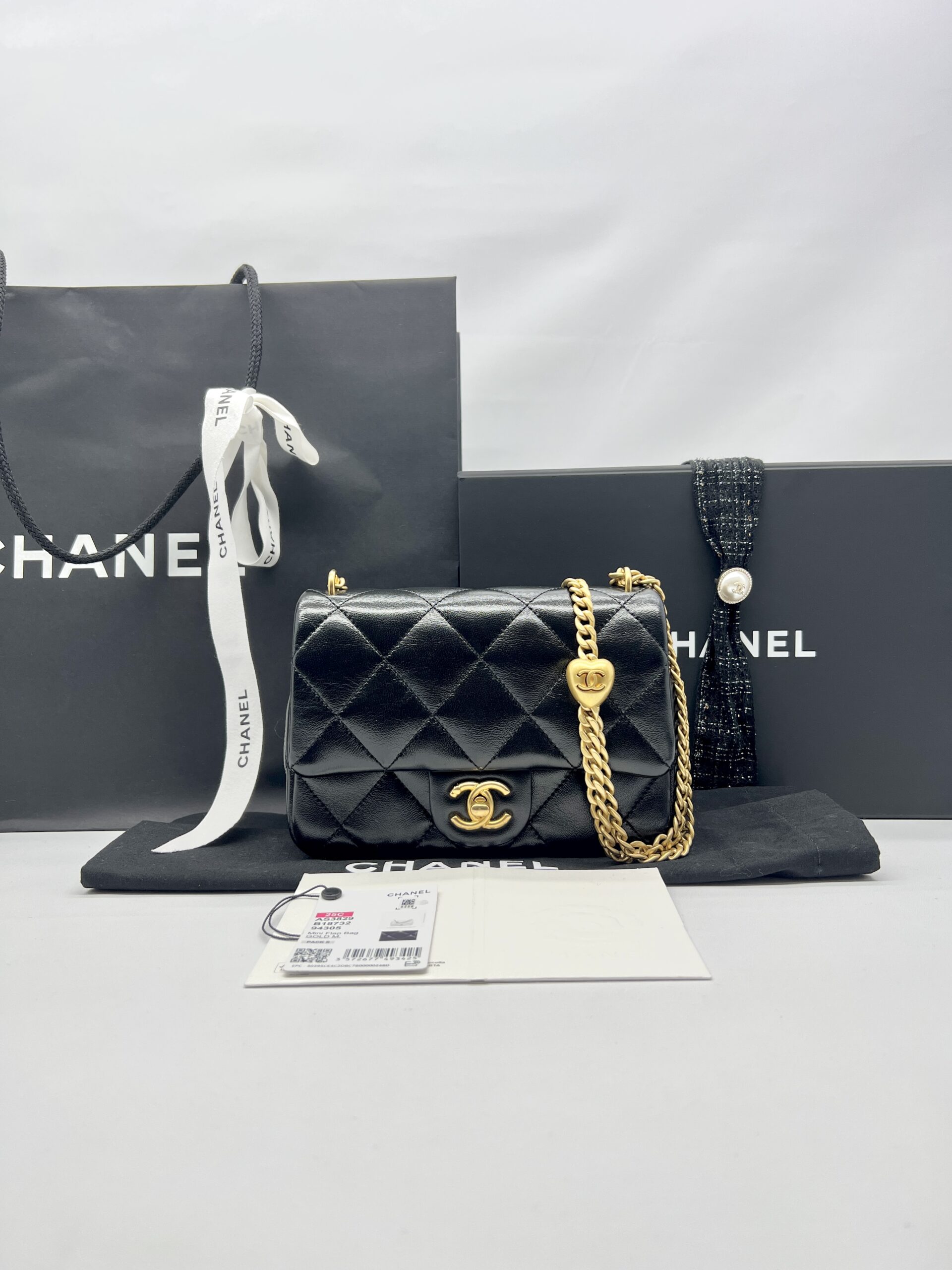 Heart Chain Mini Flap Bag Lambskin Black GHW