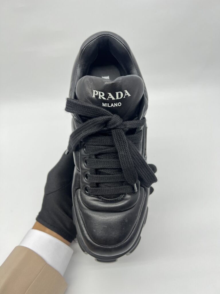 Monolith Padded Black SHW