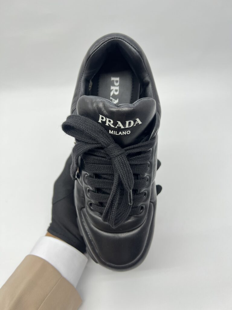 Monolith Padded Black SHW