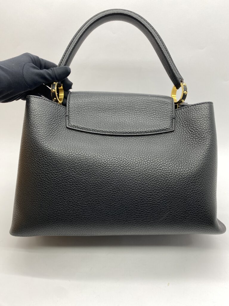 Capucines MM Taurillon Black GHW