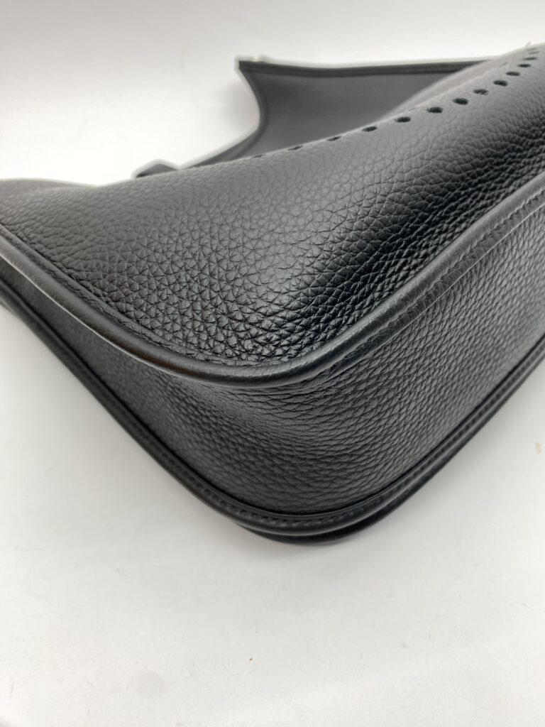 Evelyne PM 29 Clemence Noir PHW