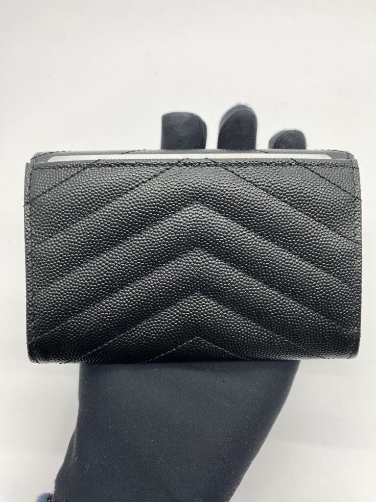 Small Envelope Grain Black GHW