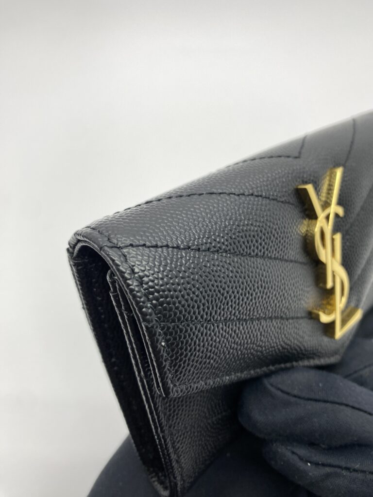 Small Envelope Grain Black GHW