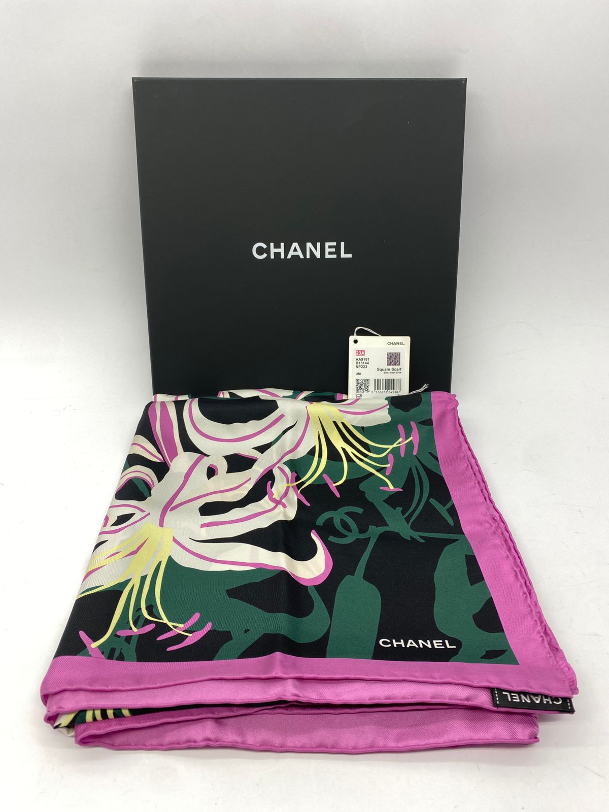 Square Scarf Black Green Pink