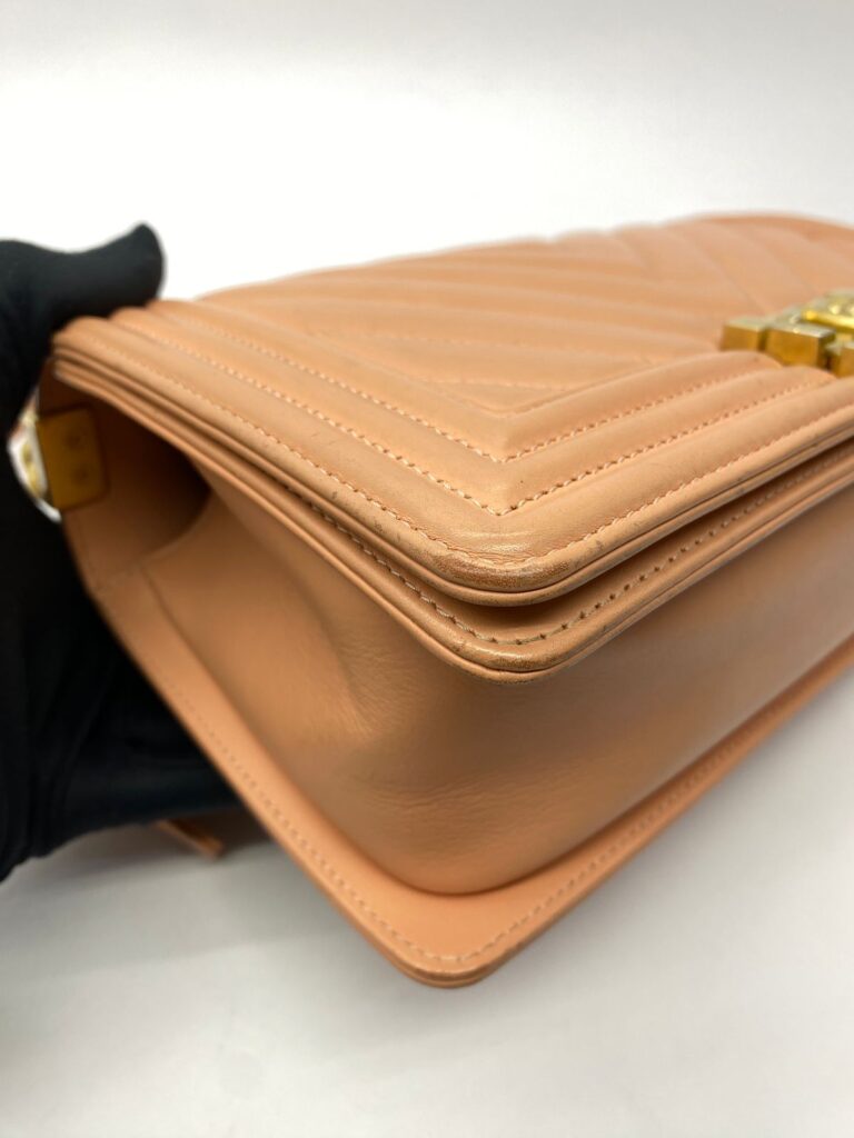 Boy Medium 25 Chevron Lambskin Peach SHW