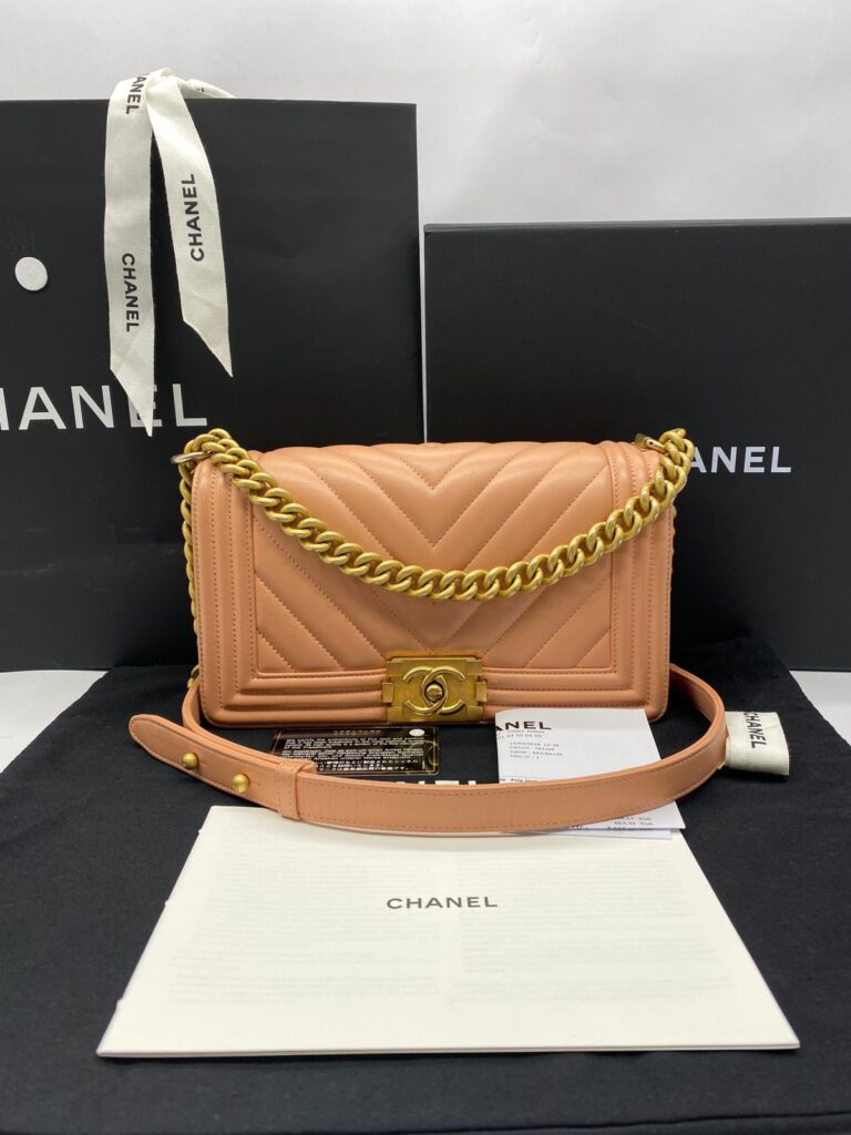 Boy Medium 25 Chevron Lambskin Peach SHW