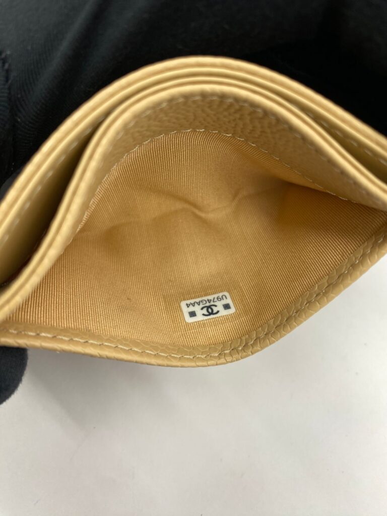 Classic Card Holder Caviar Beige GHW