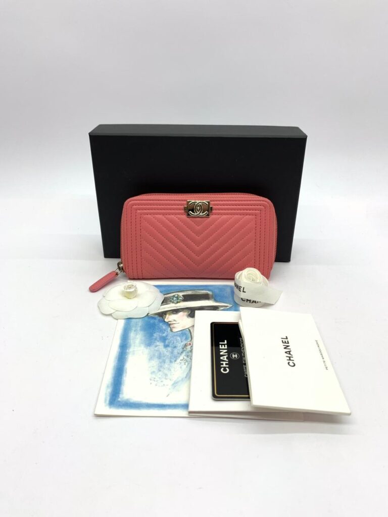 Boy Zip Wallet Lambskin Pink Silver Hardware