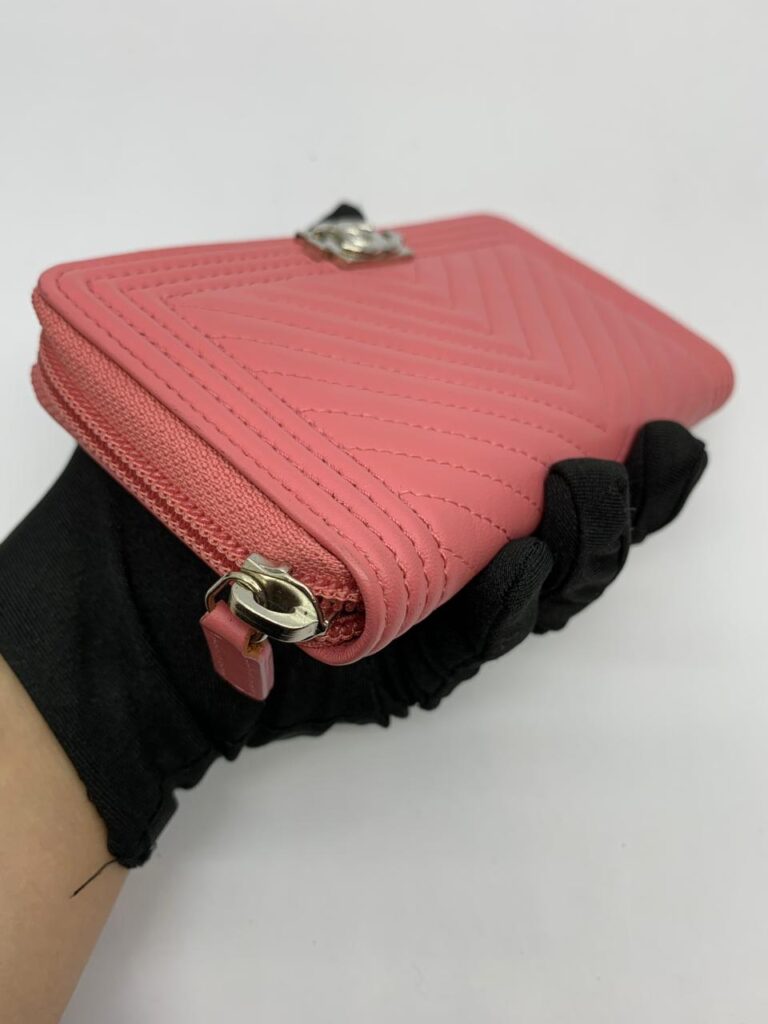 Boy Zip Wallet Lambskin Pink Silver Hardware