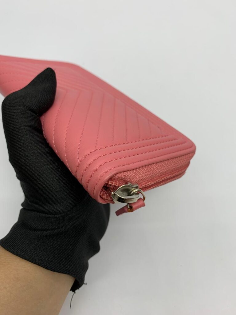 Boy Zip Wallet Lambskin Pink Silver Hardware