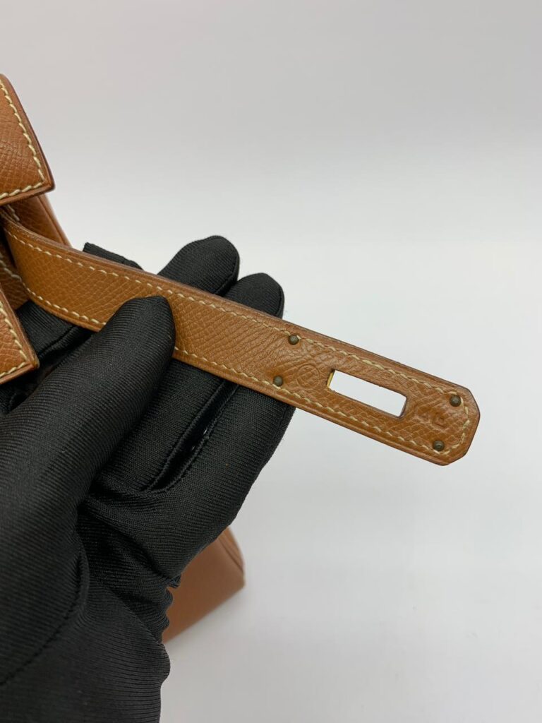 Kelly 28 Epsom Gold on Gold Hardware