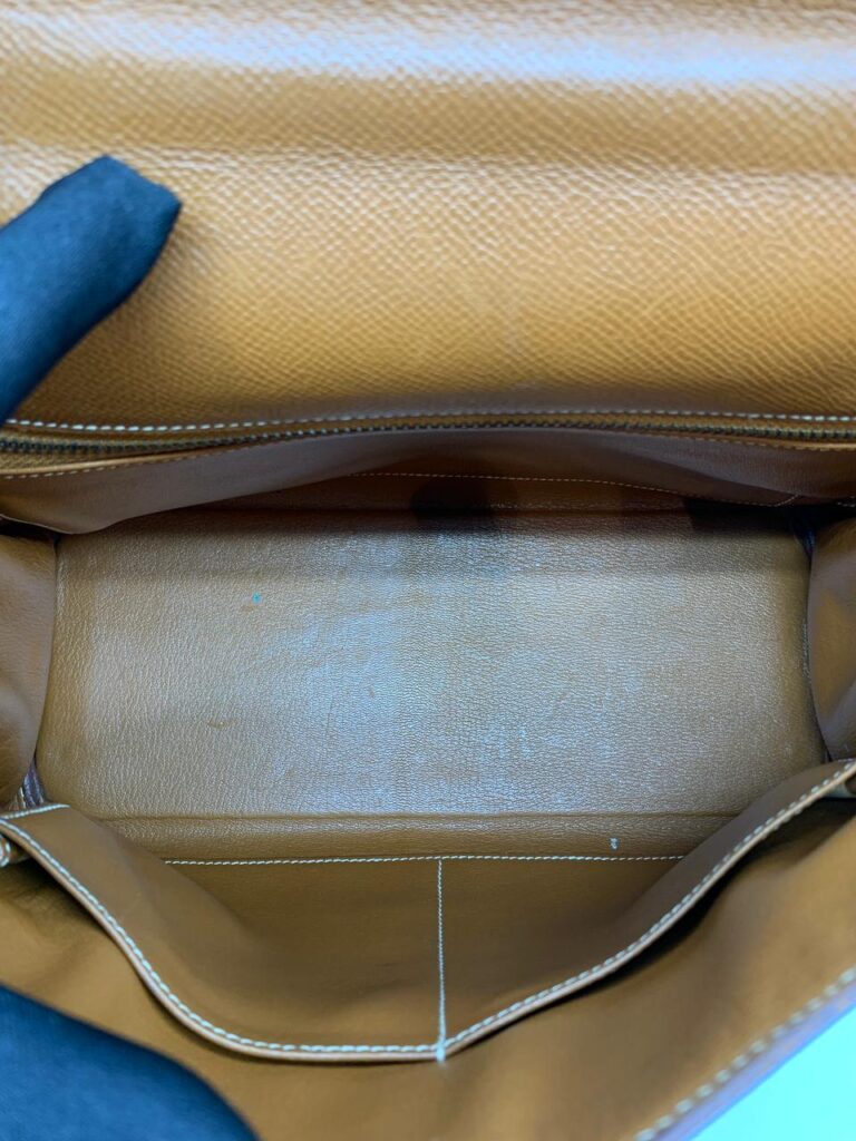 Kelly 28 Epsom Gold on Gold Hardware