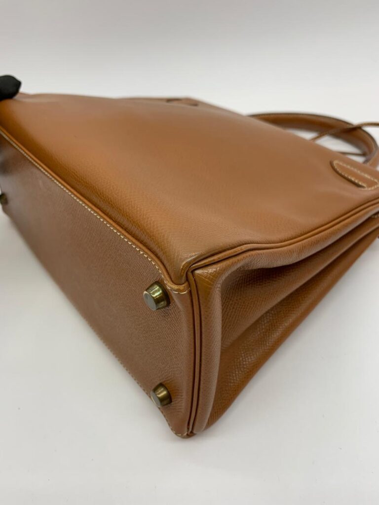 Kelly 28 Epsom Gold on Gold Hardware