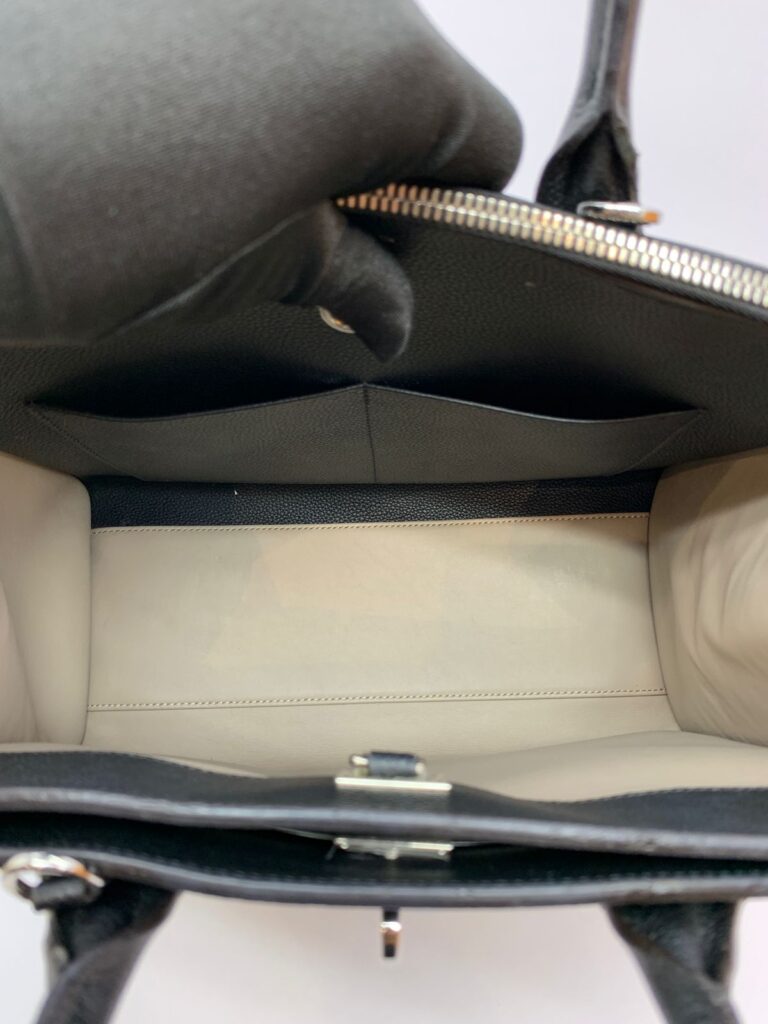 City Steamer MM Grained Noir Galet Silver Hardware