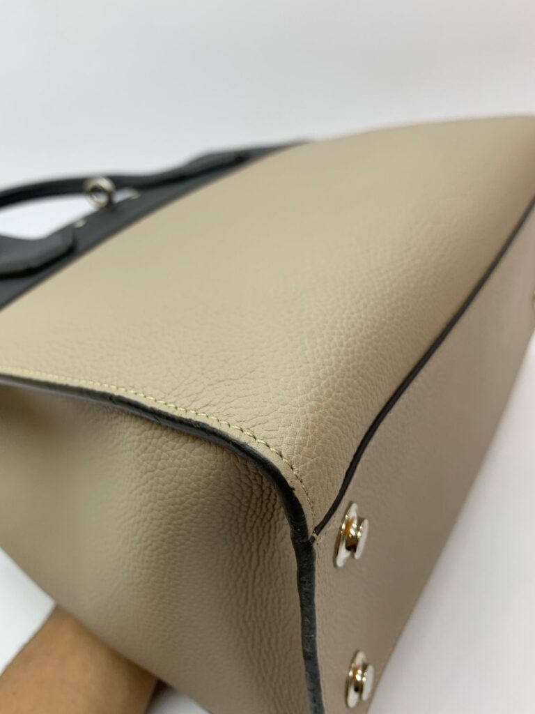 City Steamer MM Grained Noir Galet Silver Hardware