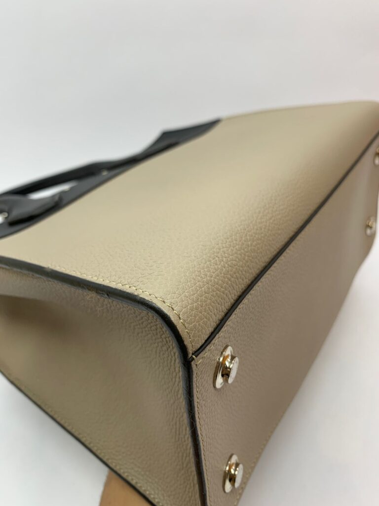 City Steamer MM Grained Noir Galet Silver Hardware