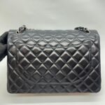 Maxi Classic D. Flap Lambskin Black Silver Hardware
