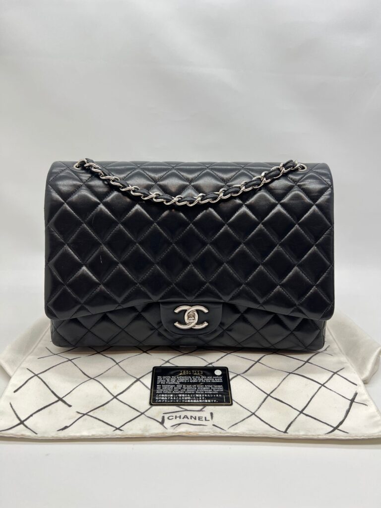 Maxi Classic D. Flap Lambskin Black Silver Hardware