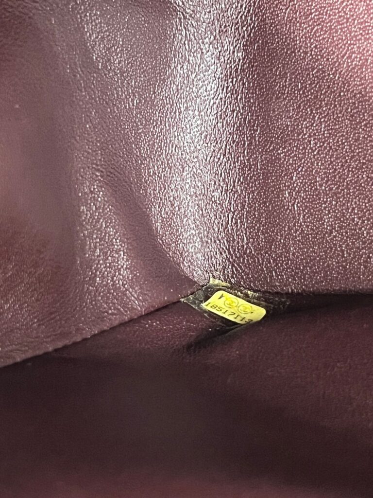 Maxi Classic D. Flap Lambskin Black Silver Hardware