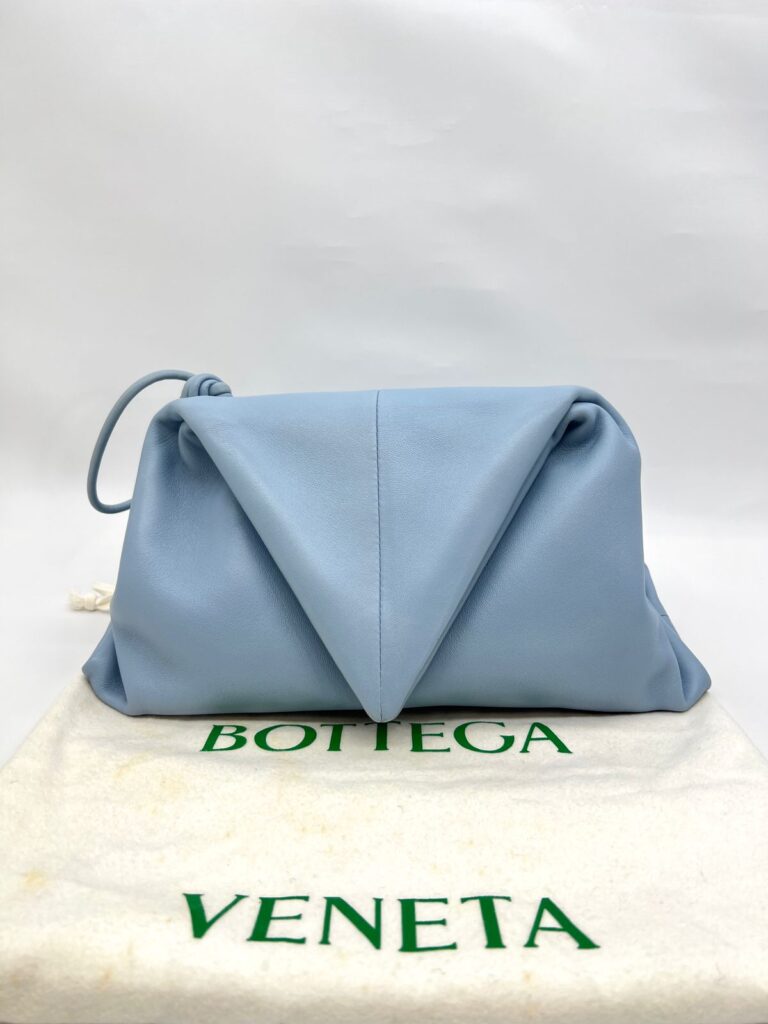 Trine Angular Ice Blue Gold Hardware