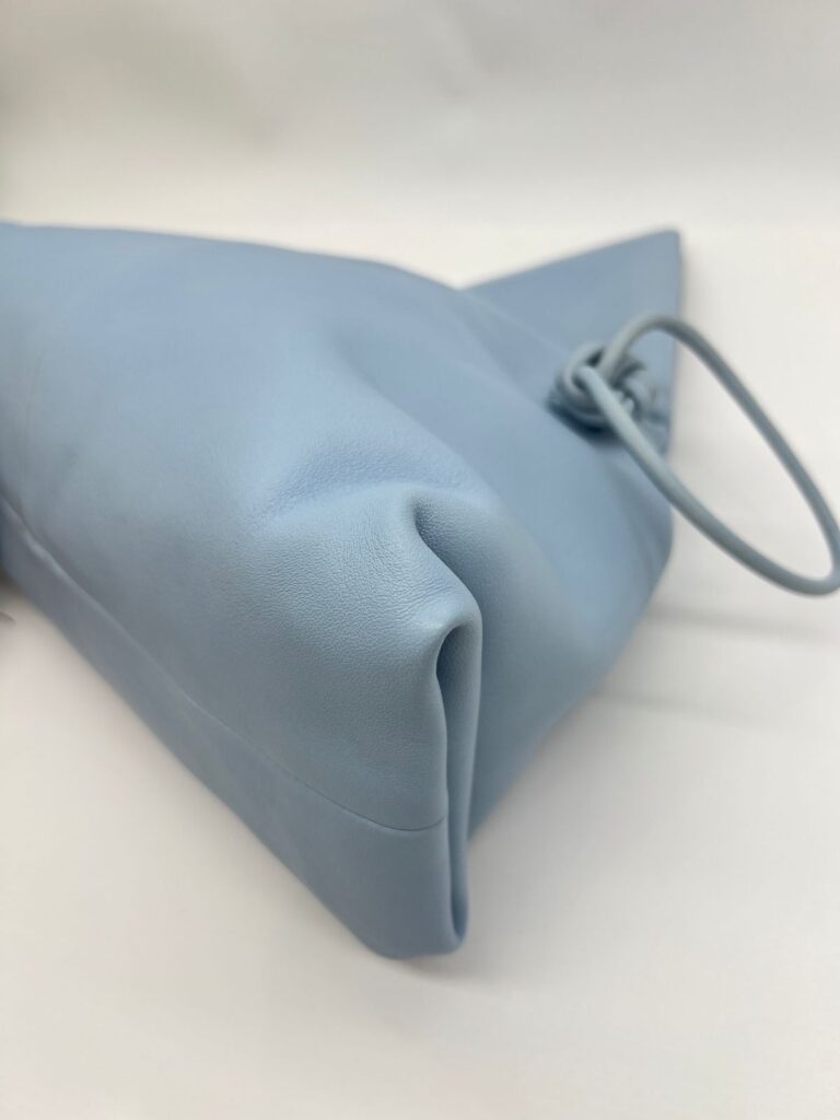 Trine Angular Ice Blue Gold Hardware