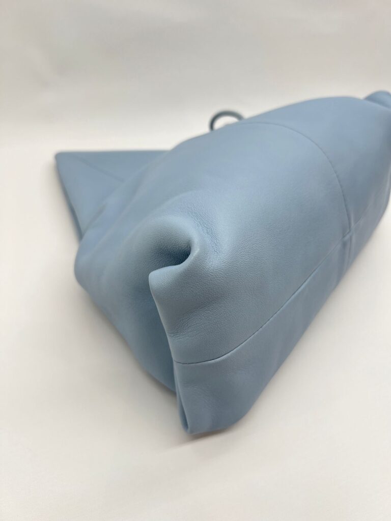 Trine Angular Ice Blue Gold Hardware