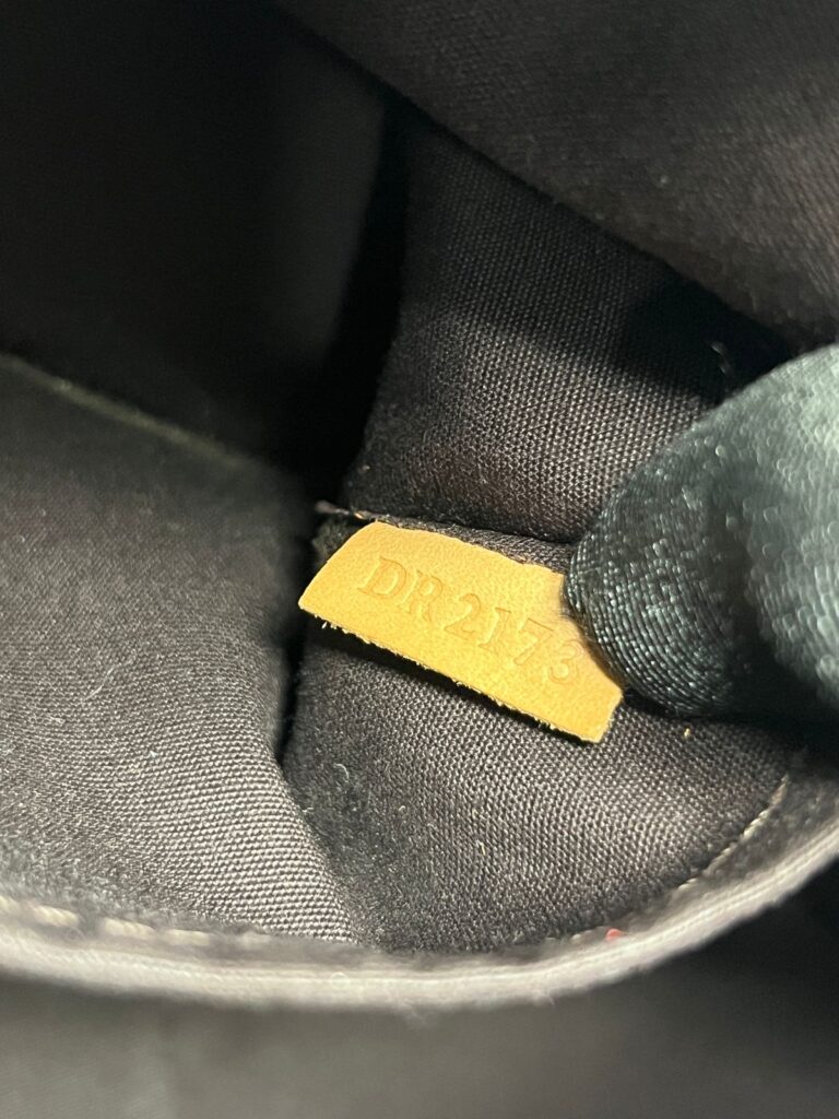 Montana Monogram Vernis Amarante Gold Hardware