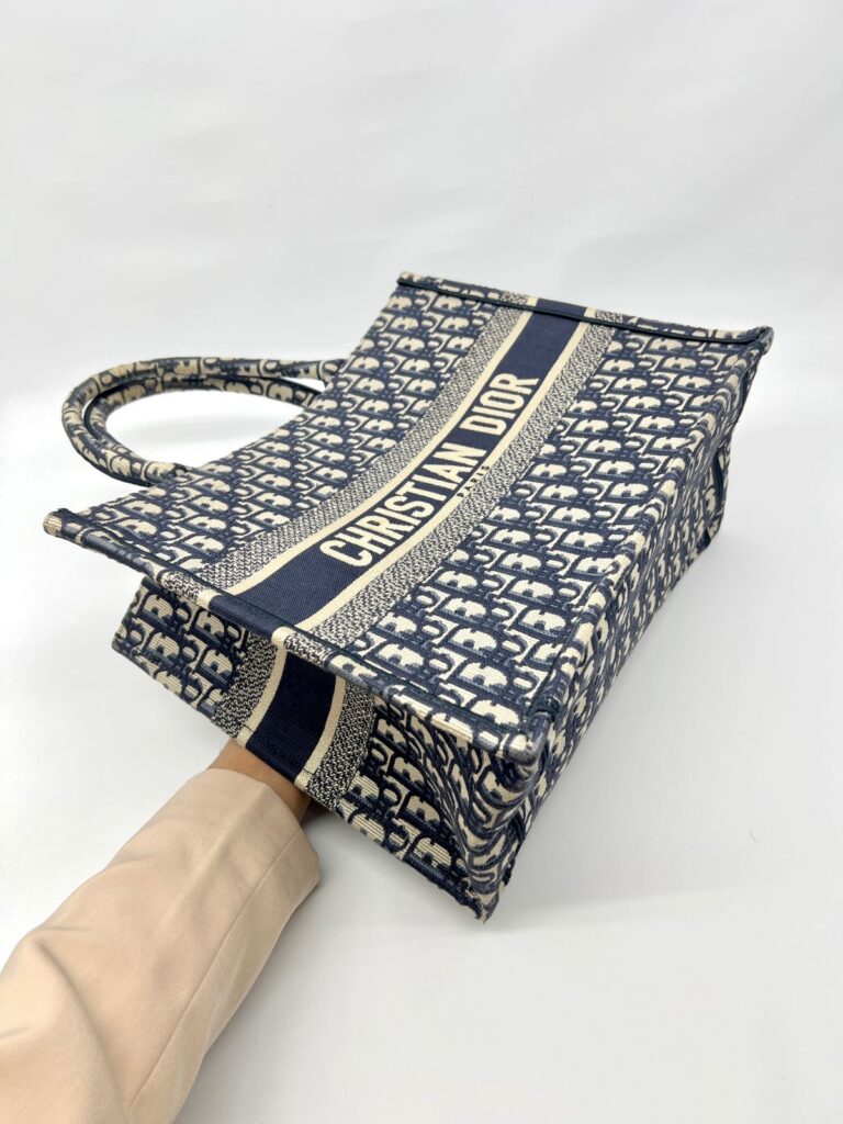 Medium Book Tote Blue Oblique