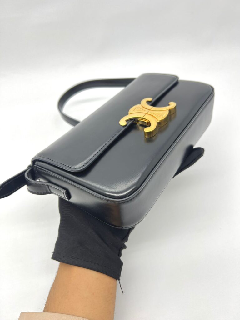 Triomphe Shoulder Bag Black GHW