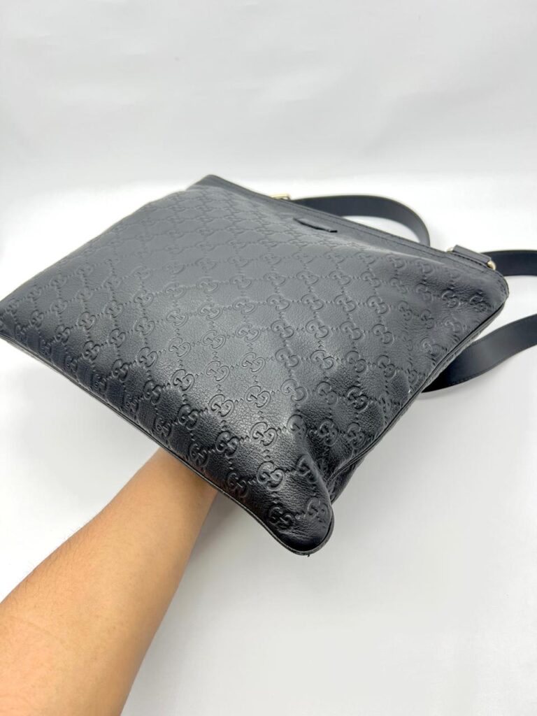 Guccissima Messenger Black SHW