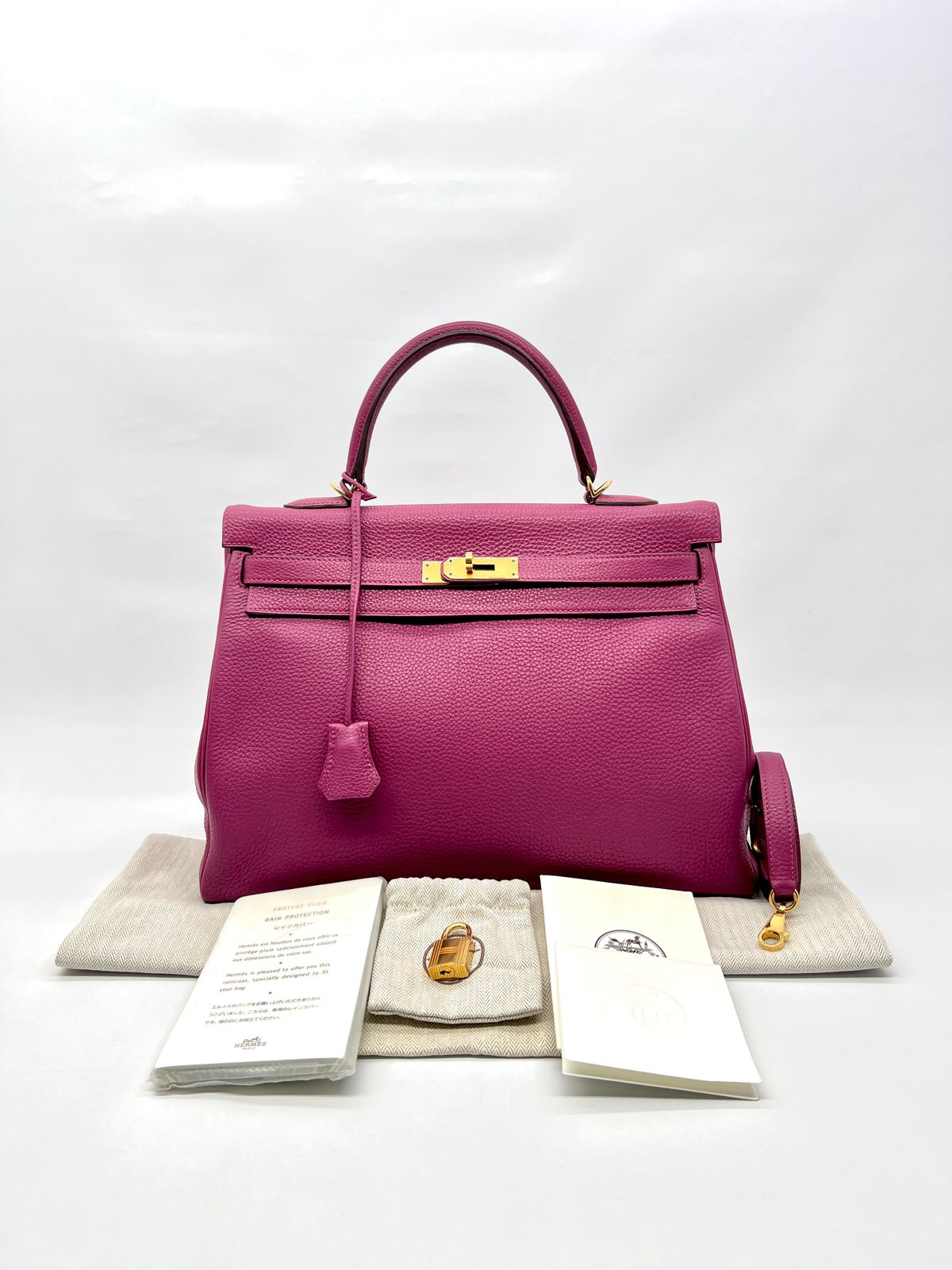 Kelly 35 Togo Tosca GHW